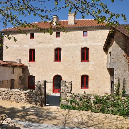 Le Domaine D'archi فندق مبيت وإفطار Sorges